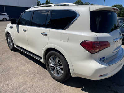 2015 Infiniti QX80, $10999. Photo 5