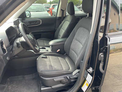 2021 Ford Bronco, $17999. Photo 9