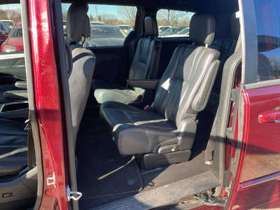 2017 Dodge Caravan, Grand, $6999. Photo 11