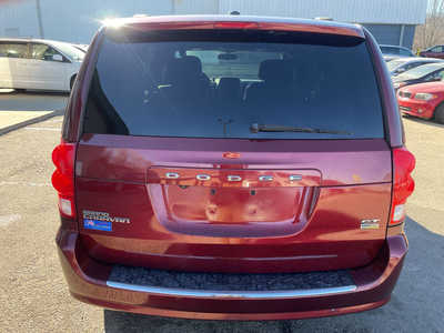2017 Dodge Caravan, Grand, $6999. Photo 6