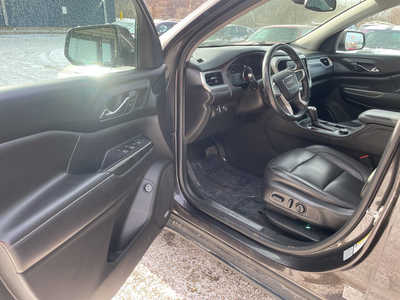 2017 GMC Acadia, $5999. Photo 8