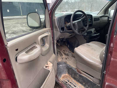1999 Chevrolet Van,Passenger, $1999. Photo 8