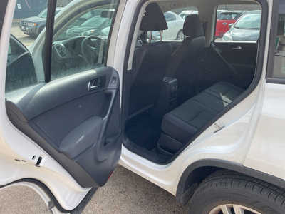2012 Volkswagen Tiguan, $3999. Photo 10