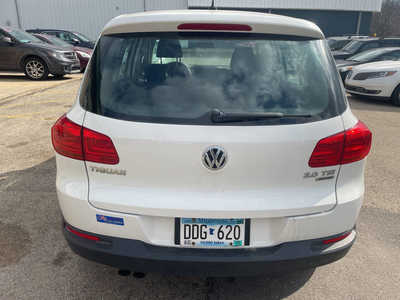 2012 Volkswagen Tiguan, $3999. Photo 6