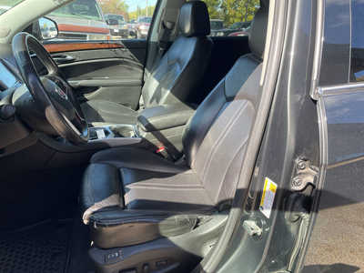2016 Cadillac SRX, $6999. Photo 9