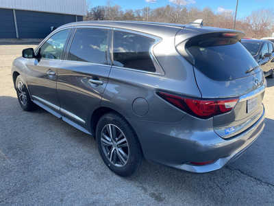 2016 Infiniti QX60, $7999. Photo 7