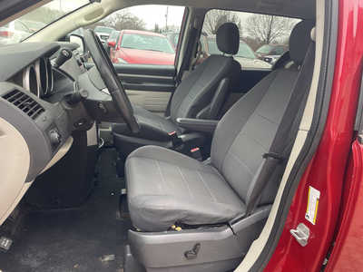 2008 Dodge Caravan, Grand, $499. Photo 9