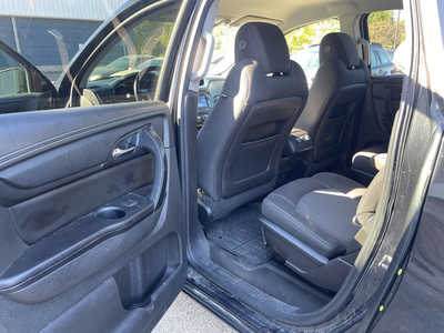 2015 Chevrolet Traverse, $3999. Photo 10