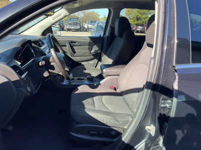 2015 Chevrolet Traverse, $3999. Photo 9