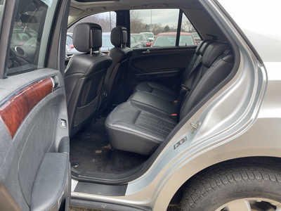2006 Mercedes-Benz M-Class, $3999. Photo 12