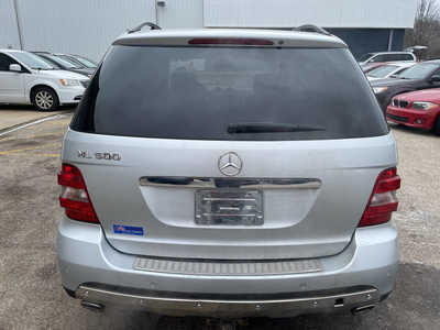 2006 Mercedes-Benz M-Class, $3999. Photo 6