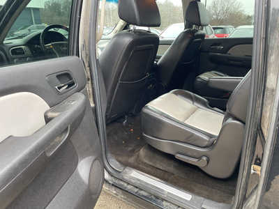 2007 Chevrolet Suburban, $2999. Photo 11