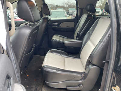 2007 Chevrolet Suburban, $2999. Photo 12