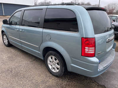 2010 Chrysler Town & Country, $2999. Photo 5