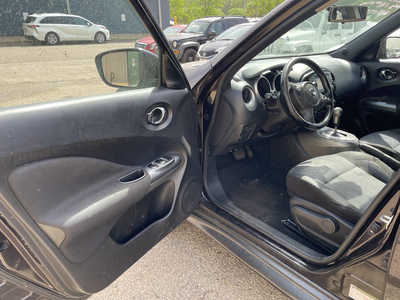 2015 Nissan Juke, $3999. Photo 8
