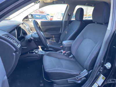 2015 Mitsubishi Outlander, $5999. Photo 10
