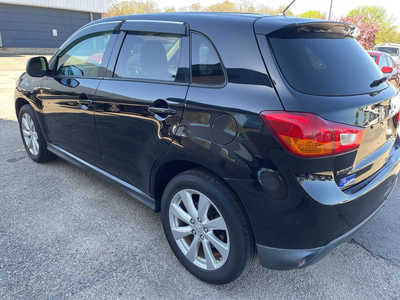 2015 Mitsubishi Outlander, $5999. Photo 5