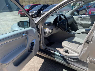 2005 Mercedes-Benz C-Class, $999. Photo 8