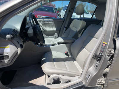 2005 Mercedes-Benz C-Class, $999. Photo 9
