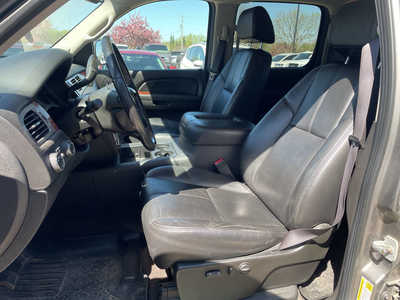 2009 Chevrolet 1500 Crew Cab, $8999. Photo 11