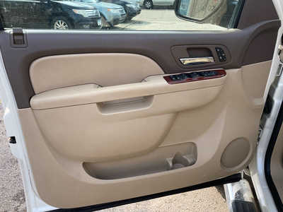 2011 GMC 1500 Crew Cab, $4999. Photo 9