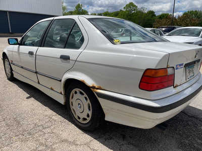 1996 BMW 3 Series, $1999. Photo 7