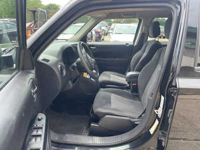 2016 Jeep Patriot, $4999. Photo 11