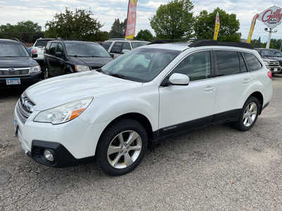 2013 Subaru Outback, $1499. Photo 3