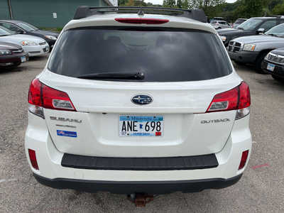 2013 Subaru Outback, $1499. Photo 5