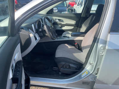 2016 Chevrolet Equinox, $8999. Photo 6