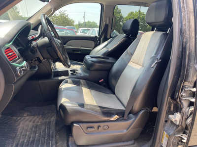 2007 Chevrolet Avalanche, $1999. Photo 11