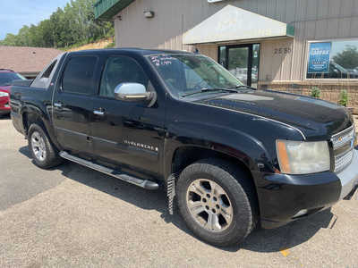 2007 Chevrolet Avalanche, $1999. Photo 2