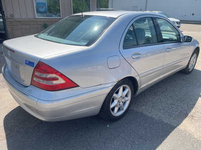 2001 Mercedes-Benz C-Class, $2999. Photo 7