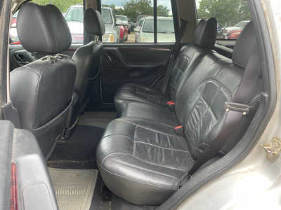 2004 Jeep Grand Cherokee, $1999. Photo 11