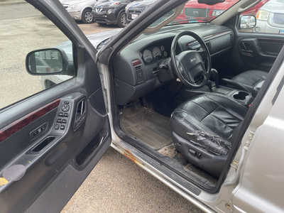 2004 Jeep Grand Cherokee, $1999. Photo 8