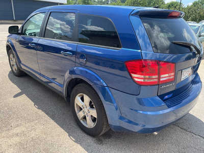 2009 Dodge Journey, $2999. Photo 5