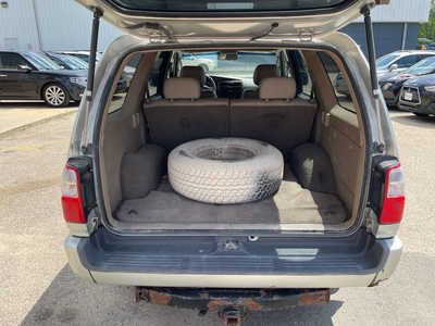 2002 Toyota 4Runner, $2999. Photo 8