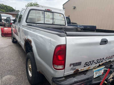 2001 Ford F350 Crew Cab, $5999. Photo 4
