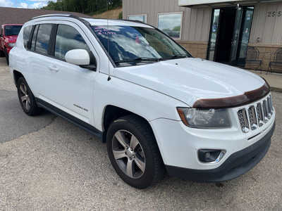 2016 Jeep Compass, $4999. Photo 2