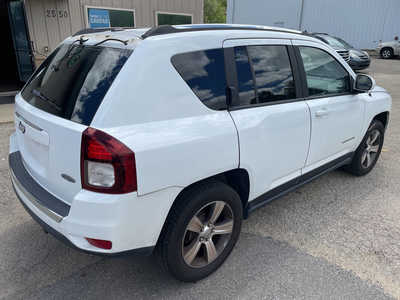 2016 Jeep Compass, $4999. Photo 7
