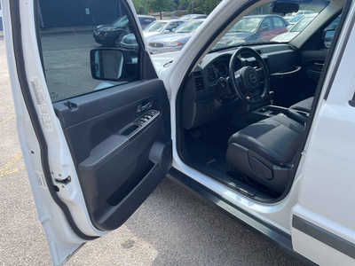 2011 Jeep Liberty, $4999. Photo 10