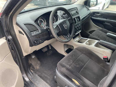 2012 Dodge Caravan, Grand, $1999. Photo 9