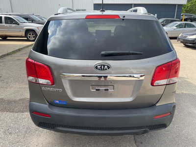 2013 Kia Sorento, $2999. Photo 6