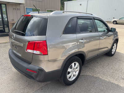 2013 Kia Sorento, $2999. Photo 7