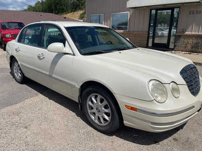 2005 Kia Amanti, $1999. Photo 2