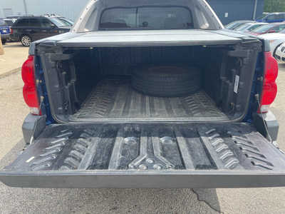 2003 Chevrolet Avalanche, $4999. Photo 8