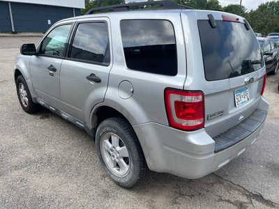 2010 Ford Escape, $2999. Photo 5