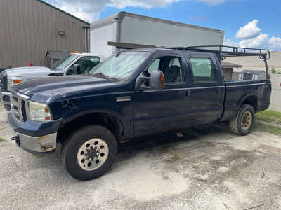 2006 Ford F250 Crew Cab, $1499. Photo 1