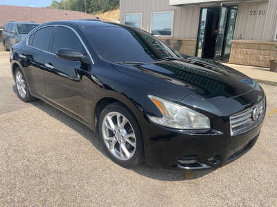 2014 Nissan Maxima, $5999. Photo 2