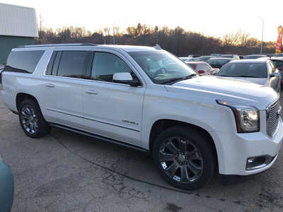 2016 GMC Yukon XL, $16999. Photo 1